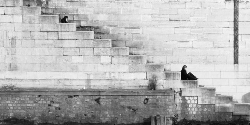 阳朔在地艺术寻访指南：走进画扇、绣球与根雕背后的匠人故事