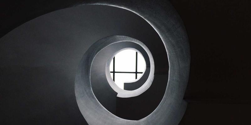 阳朔西街深度逛吃指南：穿越千年古韵，探寻宝藏小店与国际风情的完美融合